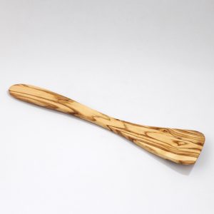 Palet i træ der kan anvendes på sliplet pander og alle andre gryder og pander. Et elegant redskab.